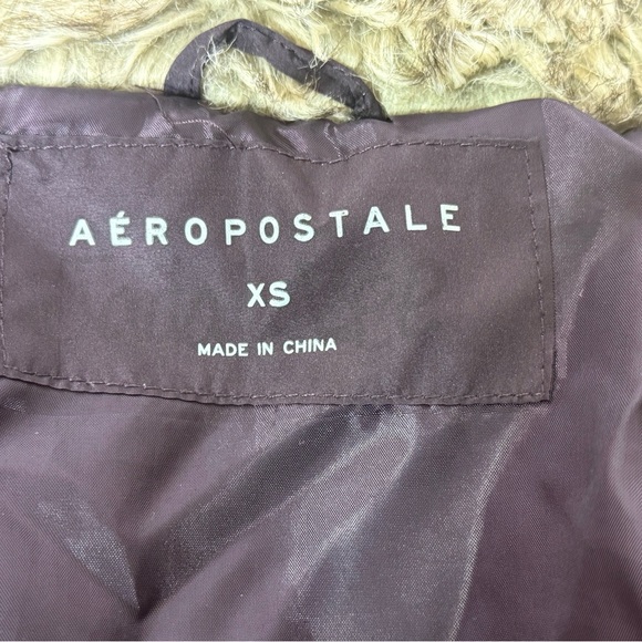 Aeropostale Womens XS Plum Puffer Jacket Hidden Hood Pockets Faux Fur Trim - Picture 5 of 10